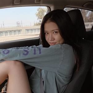 Meet your Posher, Lynn